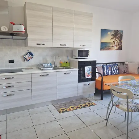 Tatil Evi Sweet Summer Sunset Santa Maria al Bagno